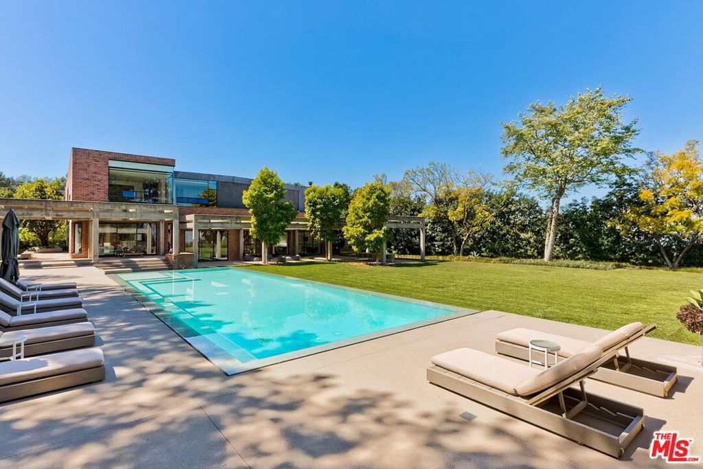 3350 Stone Ridge Lane, Los Angeles, CA 90077 — photo 1