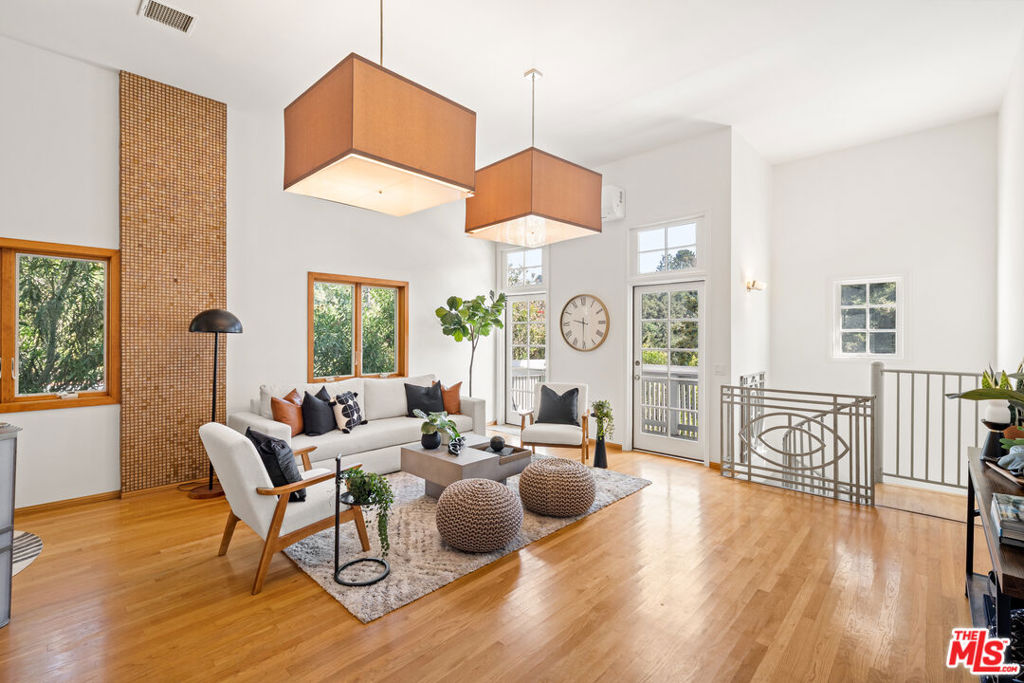 8781 Lookout Mountain Avenue, Los Angeles, CA 90046 — photo 1