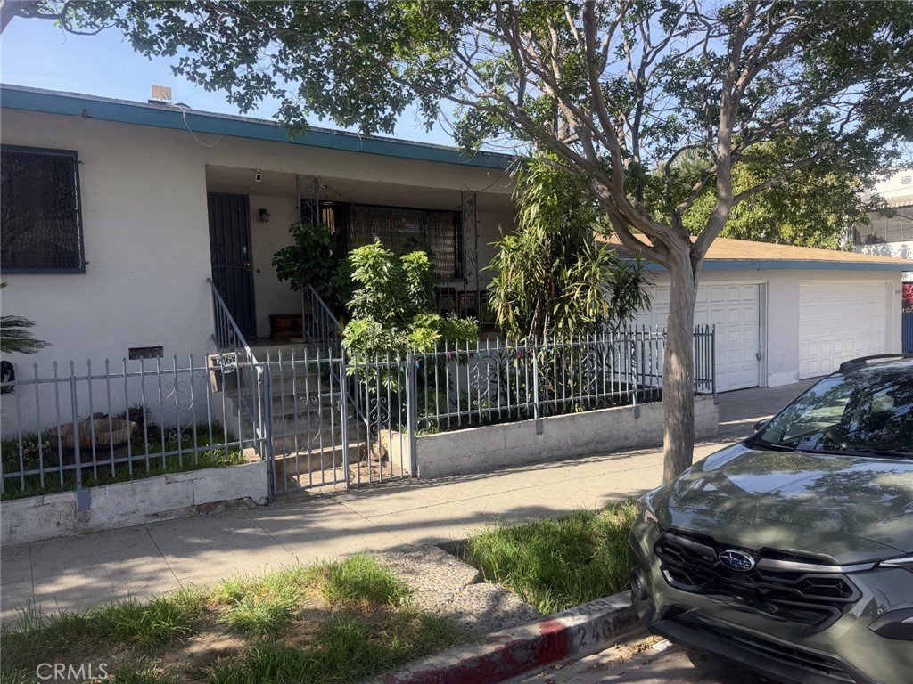 2468 W Avenue 32, Los Angeles, CA 90065 — photo 1
