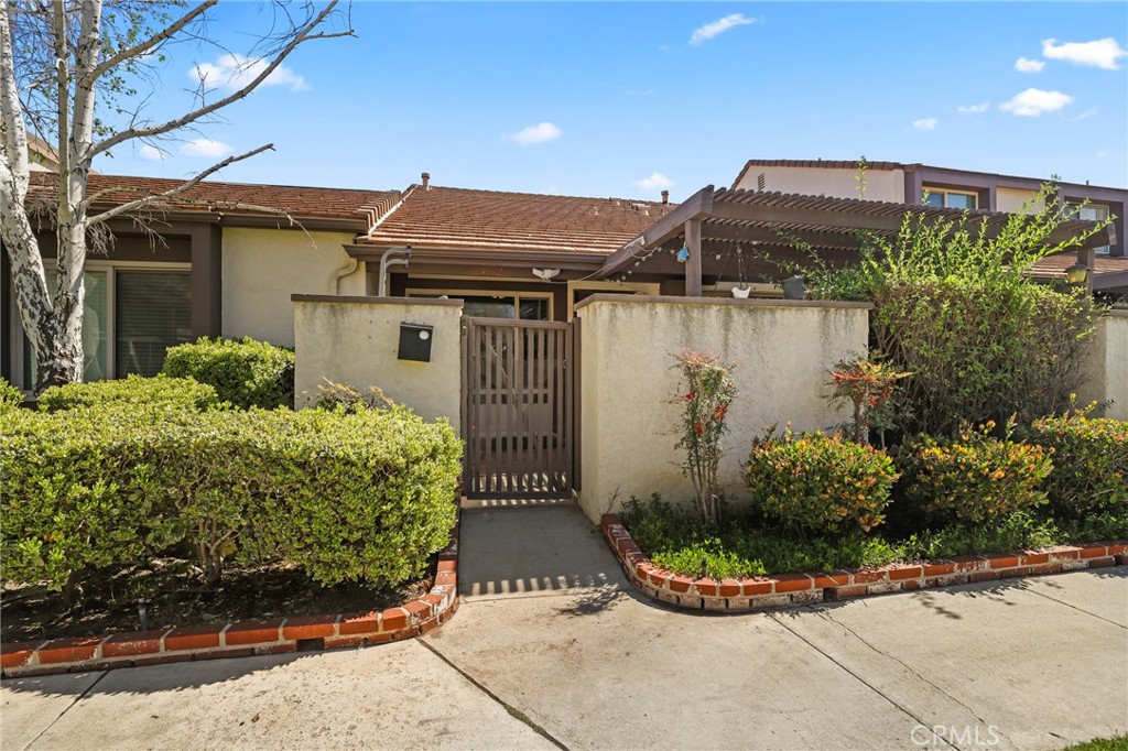 24662 Golfview Drive, Valencia, CA 91355 — photo 1