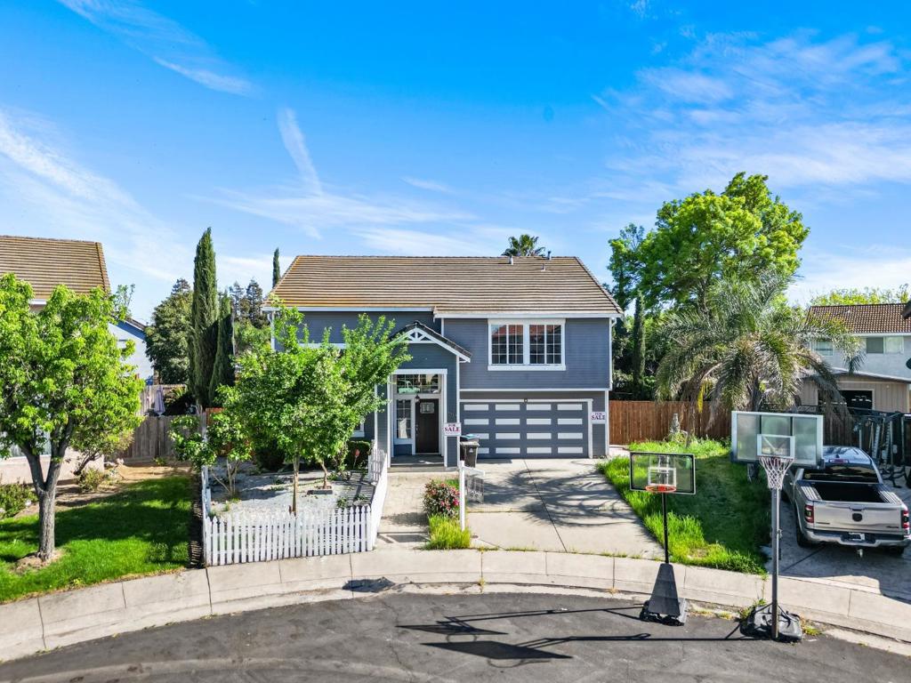 3330 Konig Court, Stockton, CA 95206 — photo 1