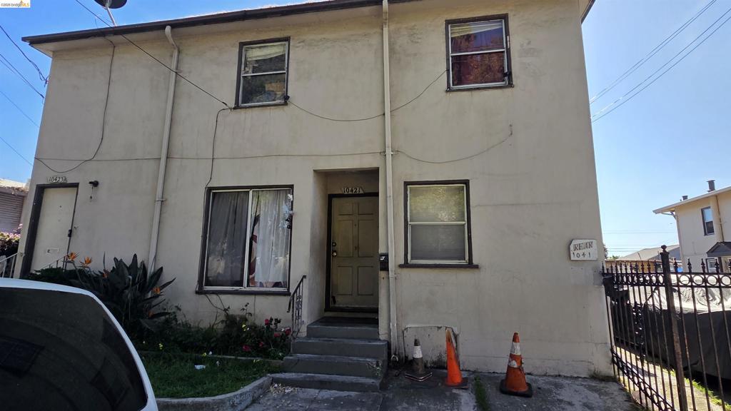 10419 San Leandro St, Oakland, CA 94603 — photo 1