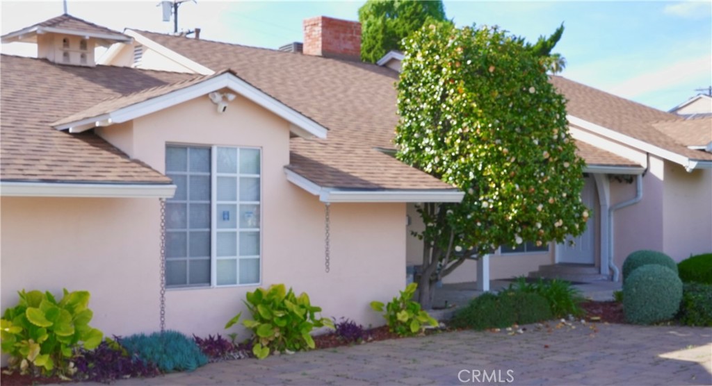 5517 Woodman Ave., Sherman Oaks, CA 91401 — photo 1