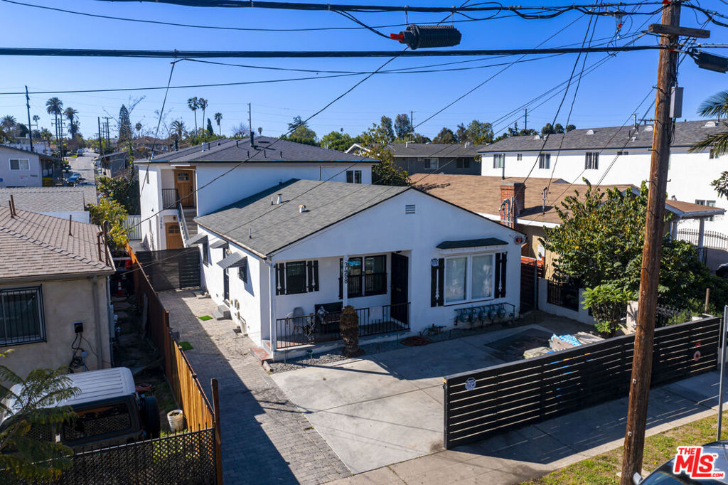 3468 W 71st Street, Los Angeles, CA 90043 — photo 1