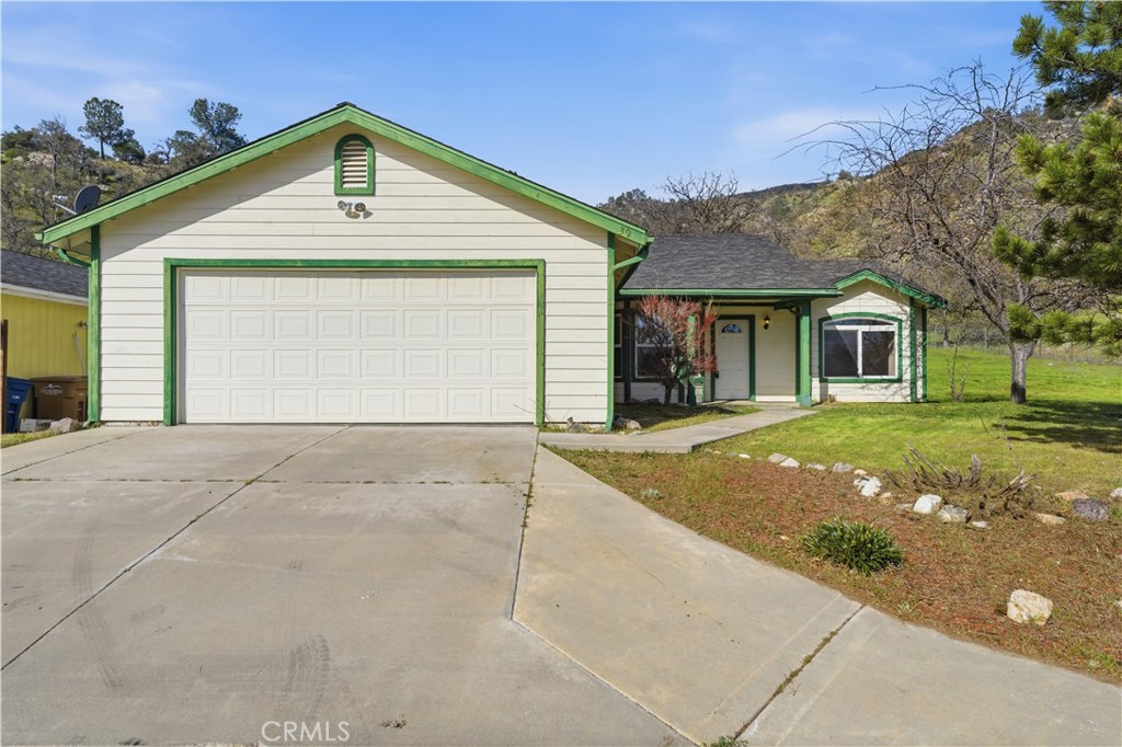 21276 White Pine 39, Tehachapi, CA 93561 — photo 1