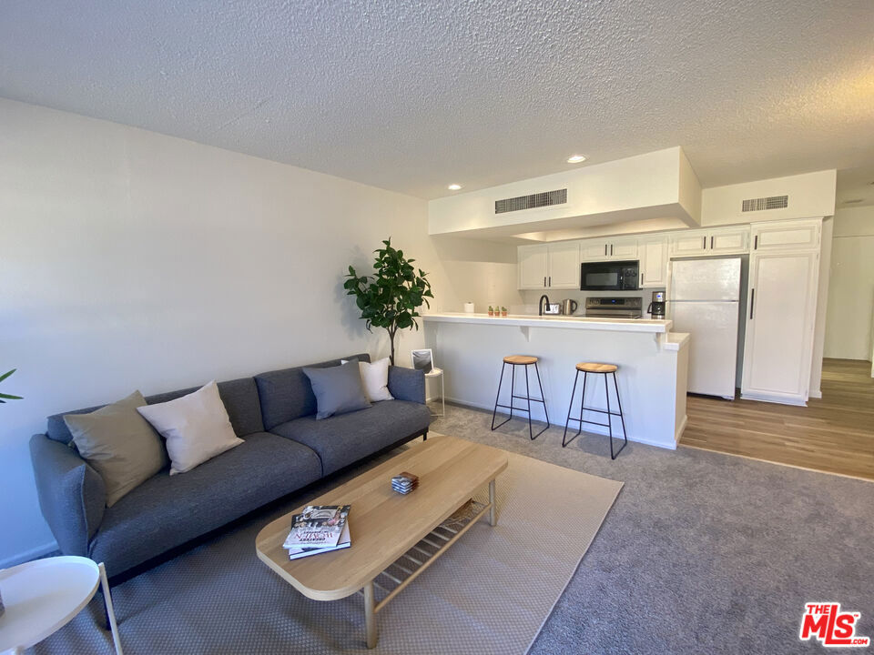 1655 E Palm Canyon Drive 318, Palm Springs, CA 92264 — photo 1