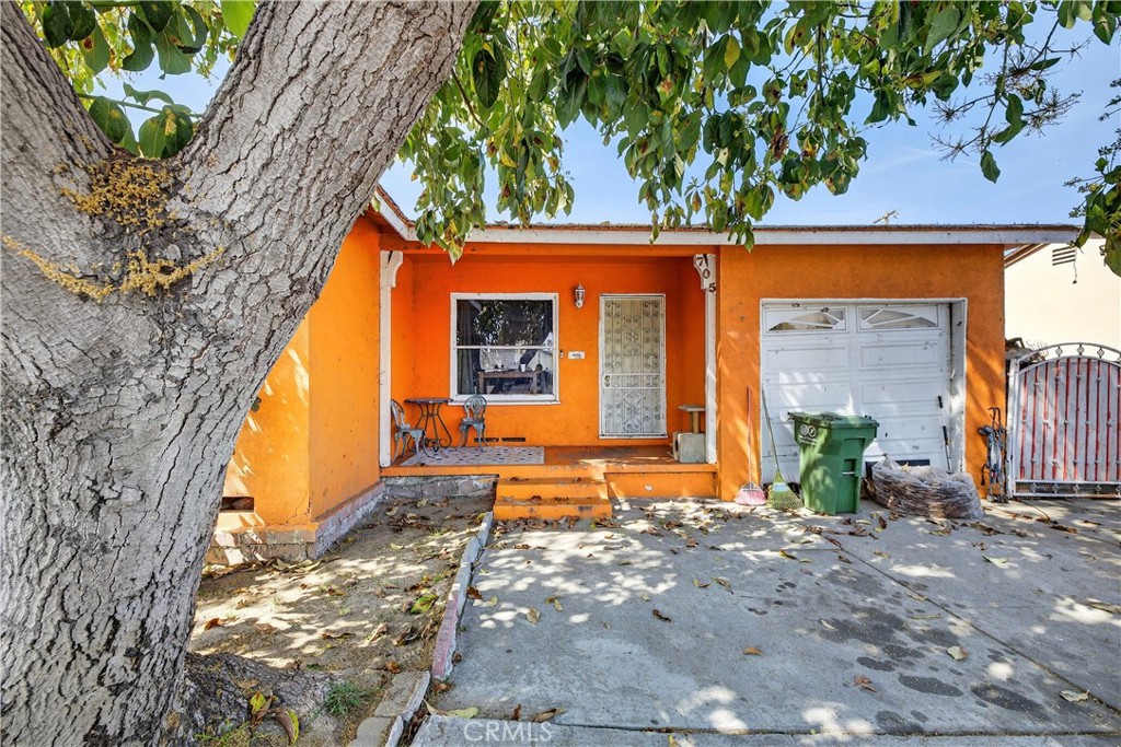 705 S Thorson Avenue, Compton, CA 90221 — photo 1