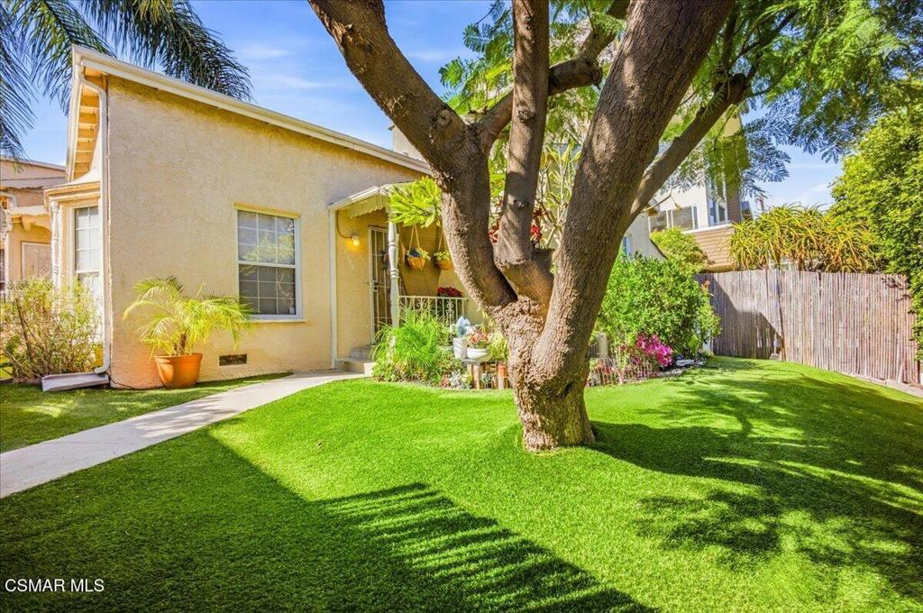 1219 Dunsmuir Avenue, Los Angeles, CA 90019 — photo 1