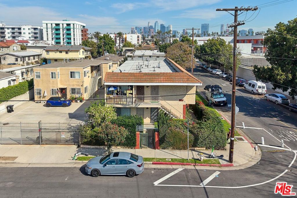 1056 Dewey Avenue, Los Angeles, CA 90006 — photo 1