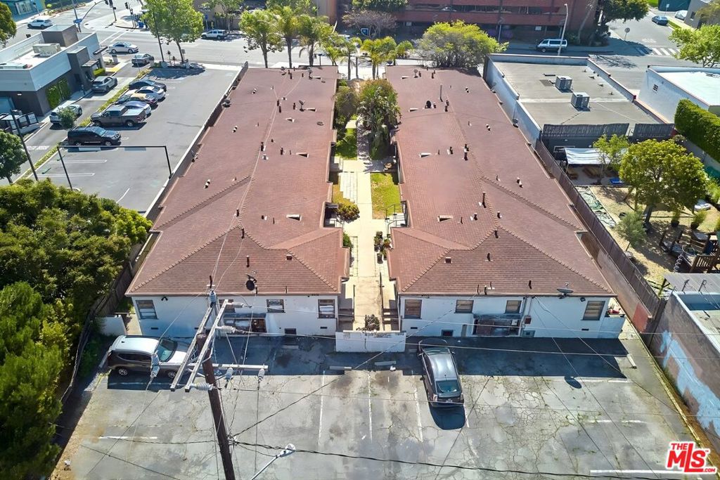 2711 Pico Boulevard, Santa Monica, CA 90405 — photo 1