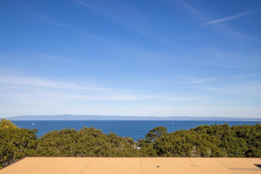 311 Lighthouse, Pacific Grove, CA 93950 — photo 1