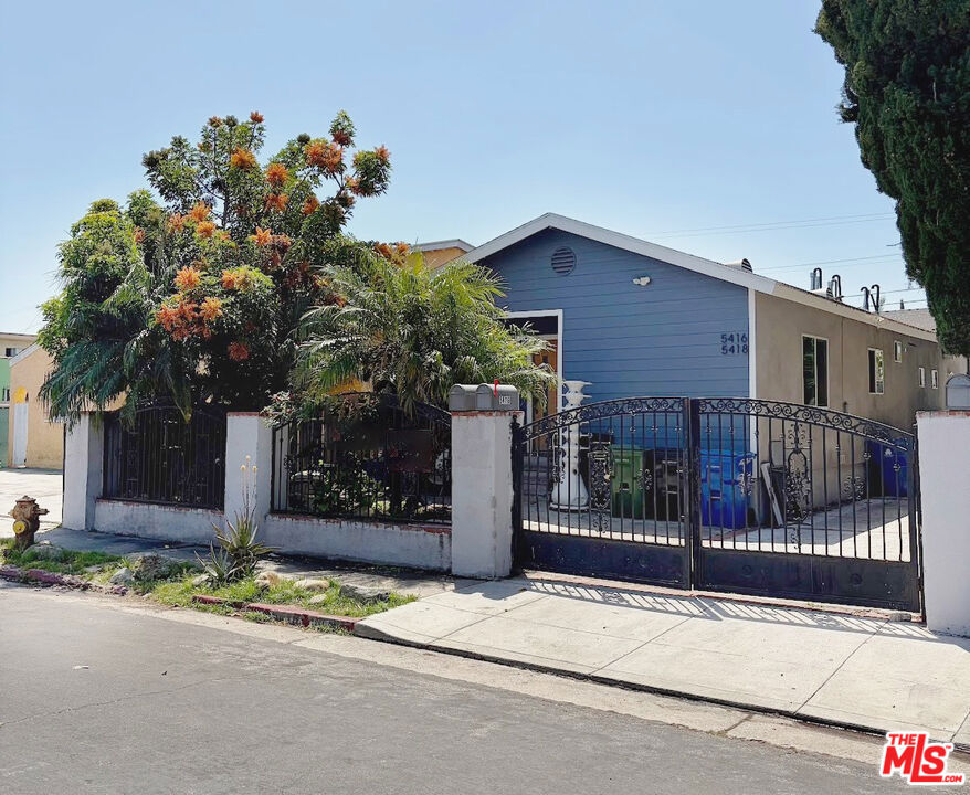 5418 Smiley Drive, Los Angeles, CA 90016 — photo 1