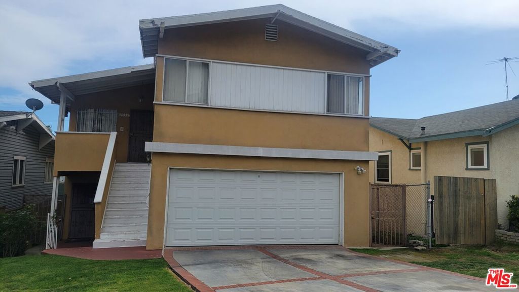 3530 W 27th Street, Los Angeles, CA 90018 — photo 1