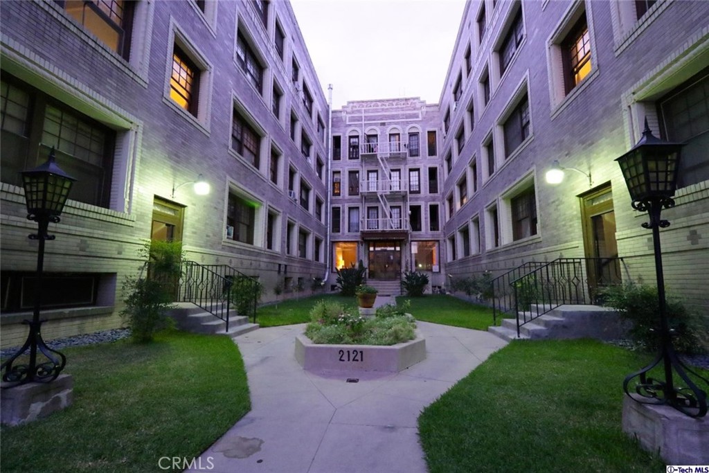 2121 James M Wood 412, Los Angeles, CA 90006 — photo 1