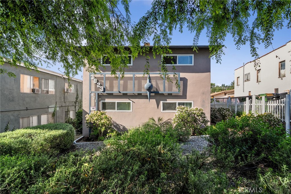 3823 Stockbridge, Los Angeles, CA 90032 — photo 1