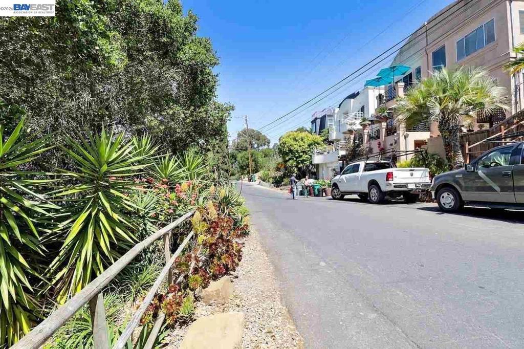 Outlook Ave, Oakland, CA 94608 — photo 1