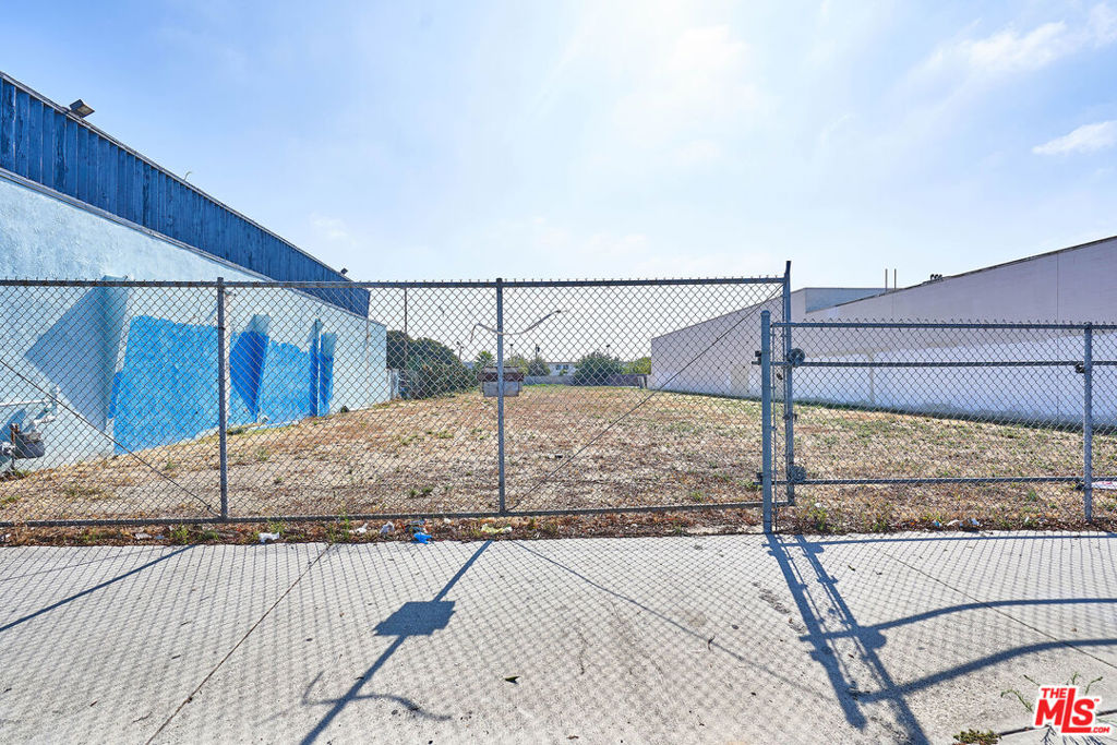 15930 S Western Avenue, Gardena, CA 90247 — photo 1