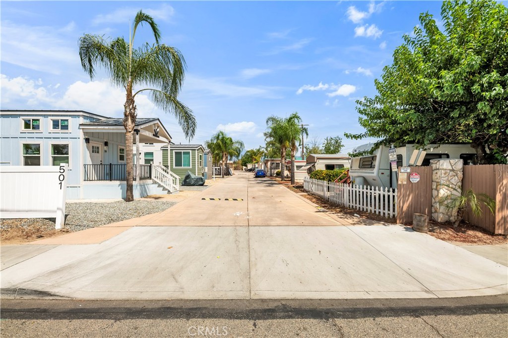501 S mistletoe 19, San Jacinto, CA 92582 — photo 1