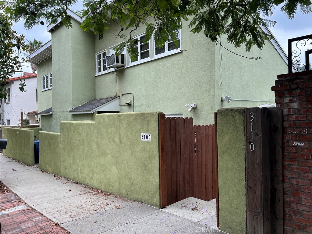 3107 Hollycrest, Los Angeles, CA 90068 — photo 1