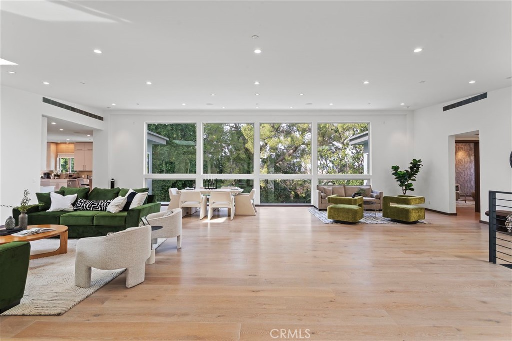 15641 Meadowgate, Encino, CA 91436 — photo 1