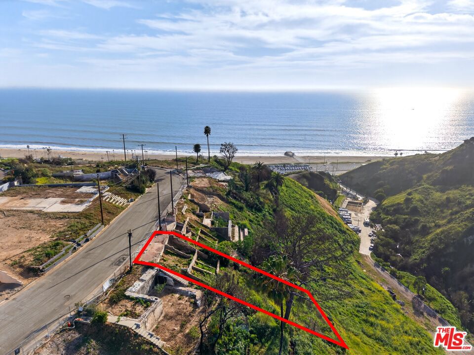 429 Puerto Del Mar, Pacific Palisades, CA 90272 — photo 1