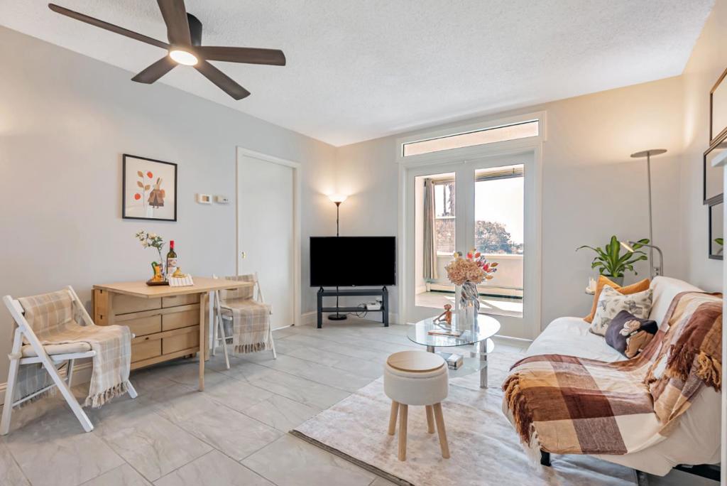 2601 College Avenue 208, Berkeley, CA 94704 — photo 1