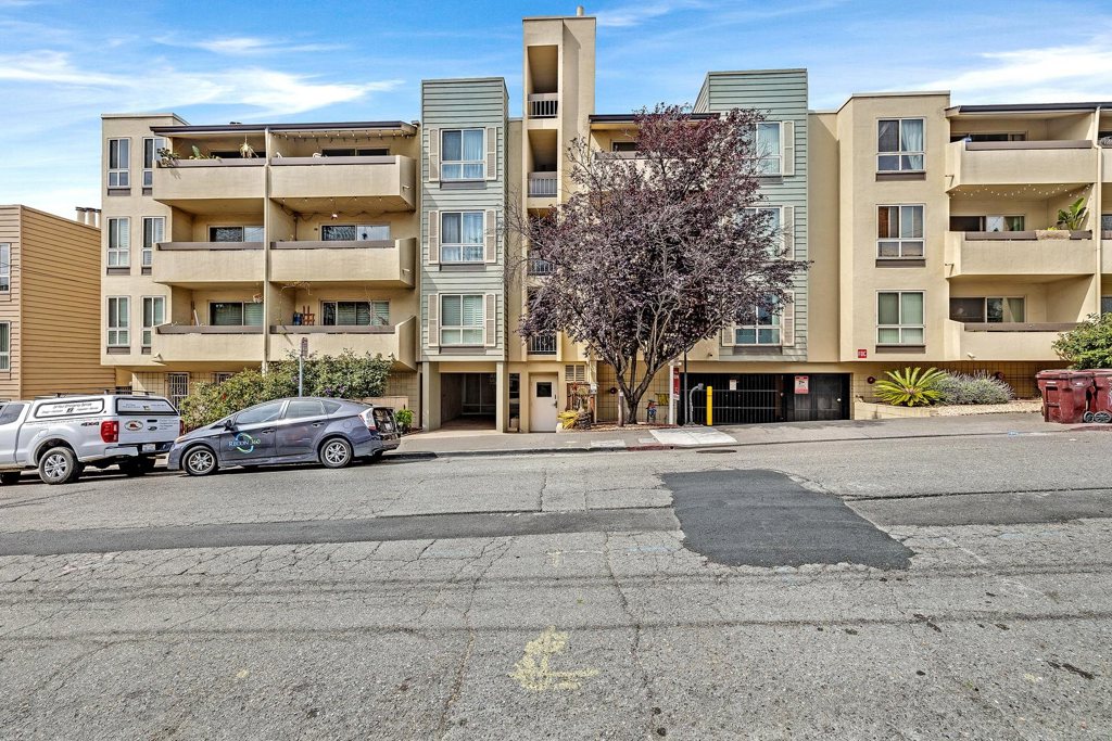 77 Fairmount Ave 220, Oakland, CA 94611 — photo 1