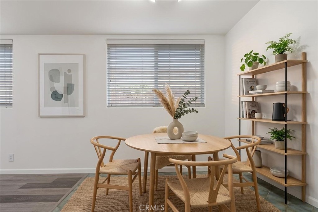 1434 S Point View Street 103, Los Angeles, CA 90035 — photo 1