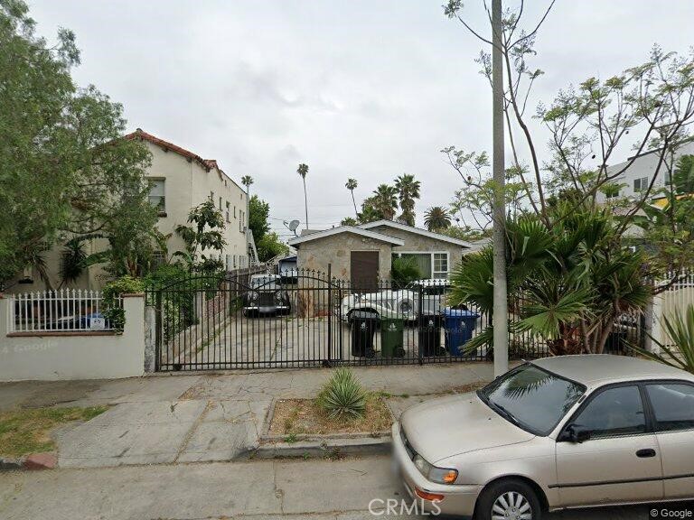 1521 S Cloverdale, Los Angeles, CA 90019 — photo 1