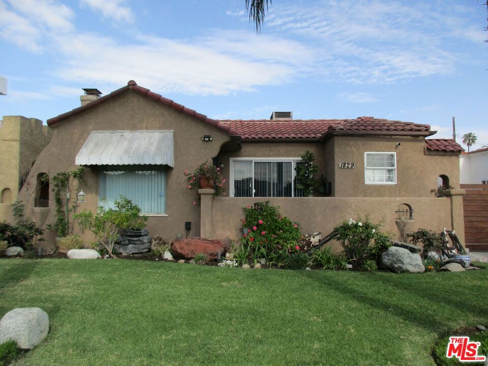 1829 W 84th Place, Los Angeles, CA 90047 — photo 1