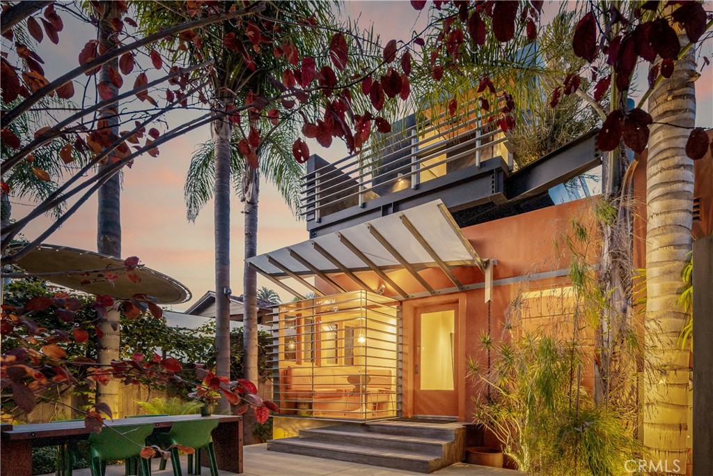 542 Altair Place, Venice, CA 90291 — photo 1