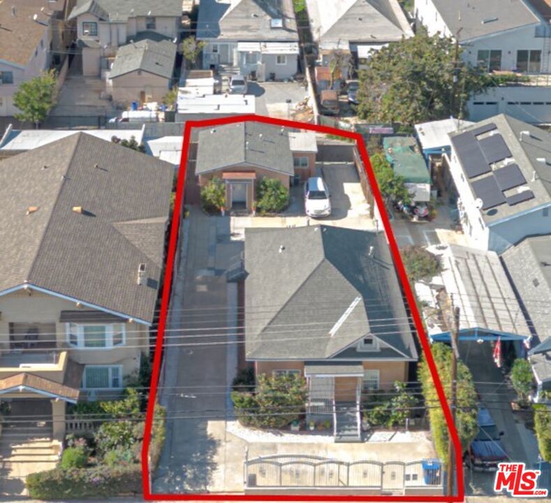 1409 S New Hampshire Avenue, Los Angeles, CA 90006 — photo 1