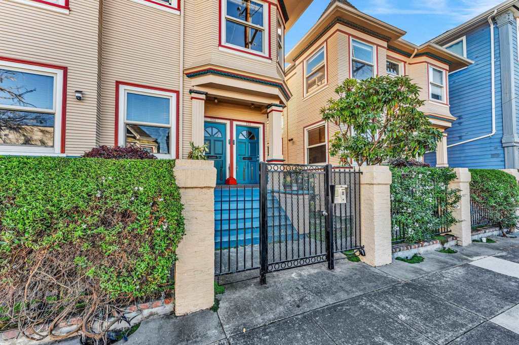 595 22nd St, Oakland, CA 94612 — photo 1