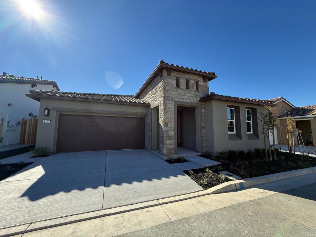 2180 Red Oak Drive, Hollister, CA 95023 — photo 1
