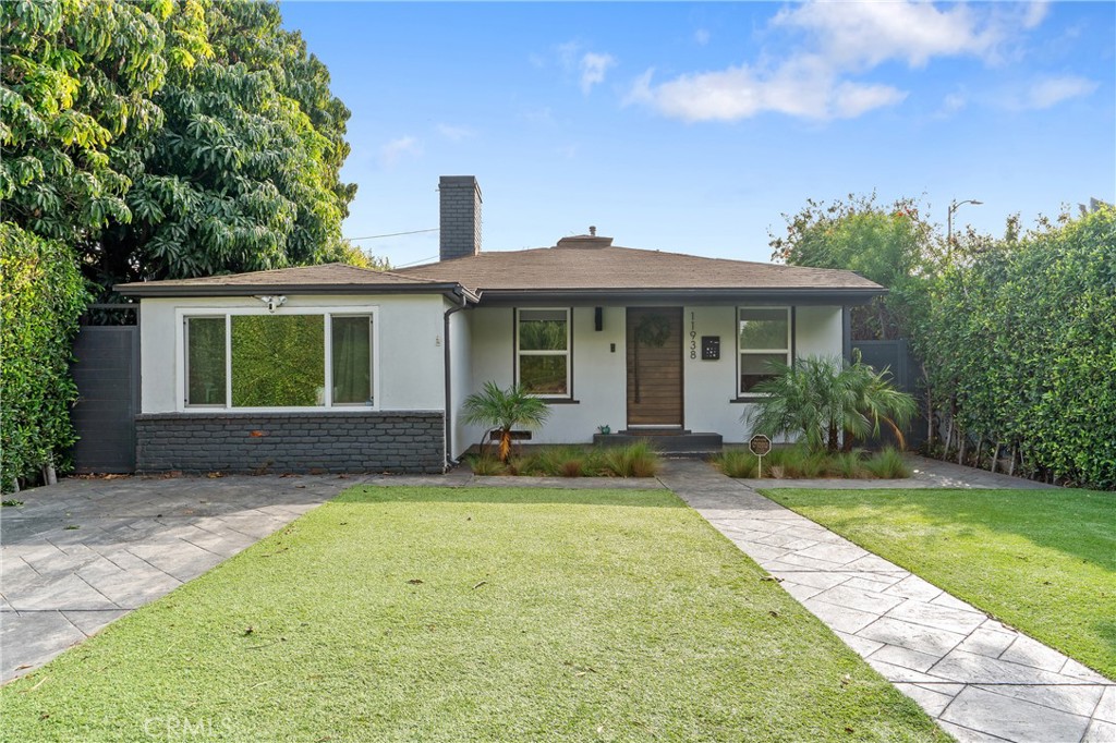 11938 Exposition Boulevard, Los Angeles, CA 90064 — photo 1