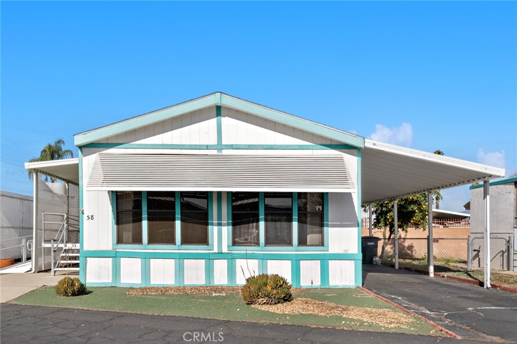 332 N Lyon Avenue 58, Hemet, CA 92543 — photo 1