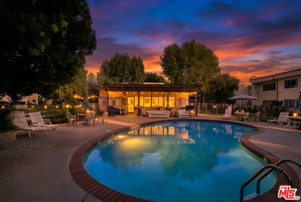11813 Runnymede 47, North Hollywood, CA 91605 — photo 1