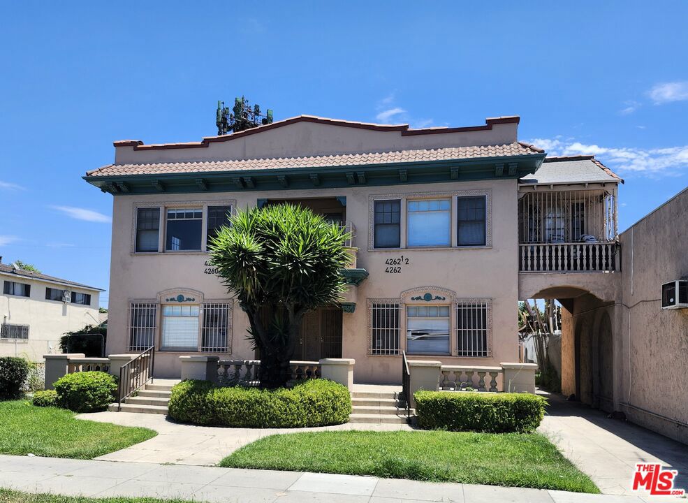 4260 S Figueroa Street, Los Angeles, CA 90037 — photo 1