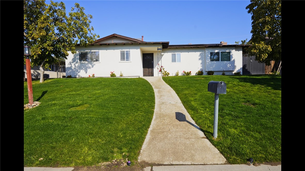 3206 Candlewood Drive, Bakersfield, CA 93306 — photo 1