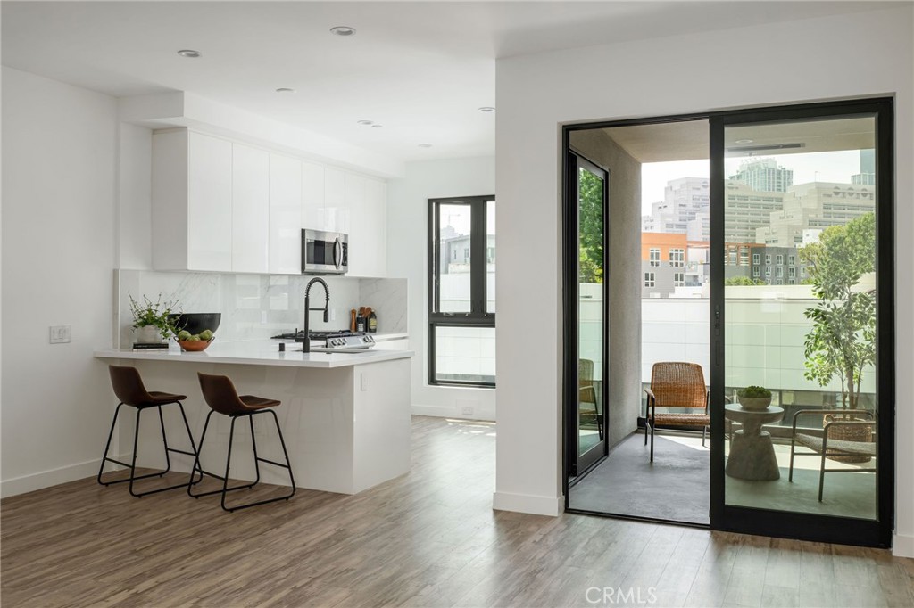 118 Astronaut Ellison S Onizuka Street 710, Los Angeles, CA 90012 — photo 1