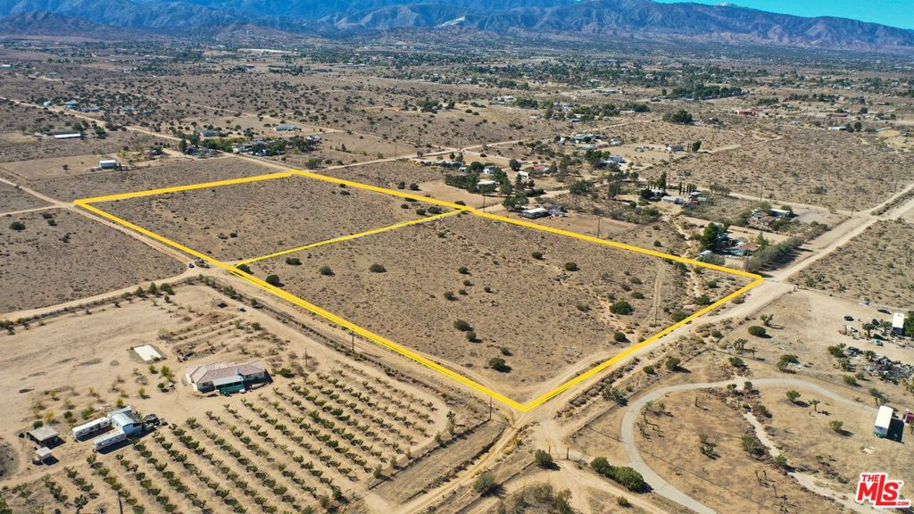 0 Land, Phelan, CA 92371 — photo 1