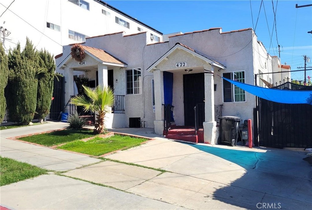 422 Normandie Place, Los Angeles, CA 90004 — photo 1