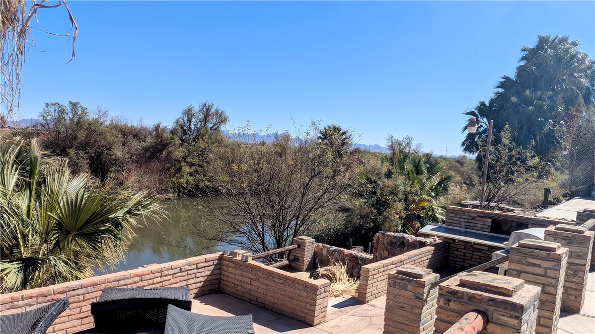 184 Clark Way, Palo Verde, CA 92266 — photo 1