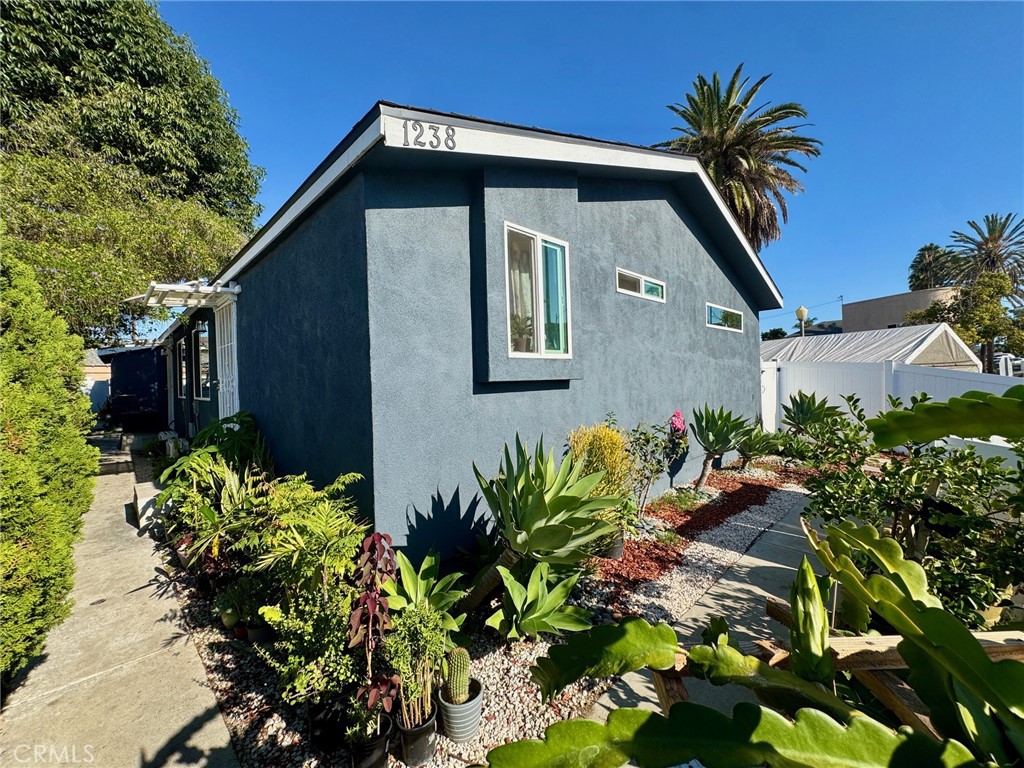 1238 Magnolia Avenue, Long Beach, CA 90813 — photo 1