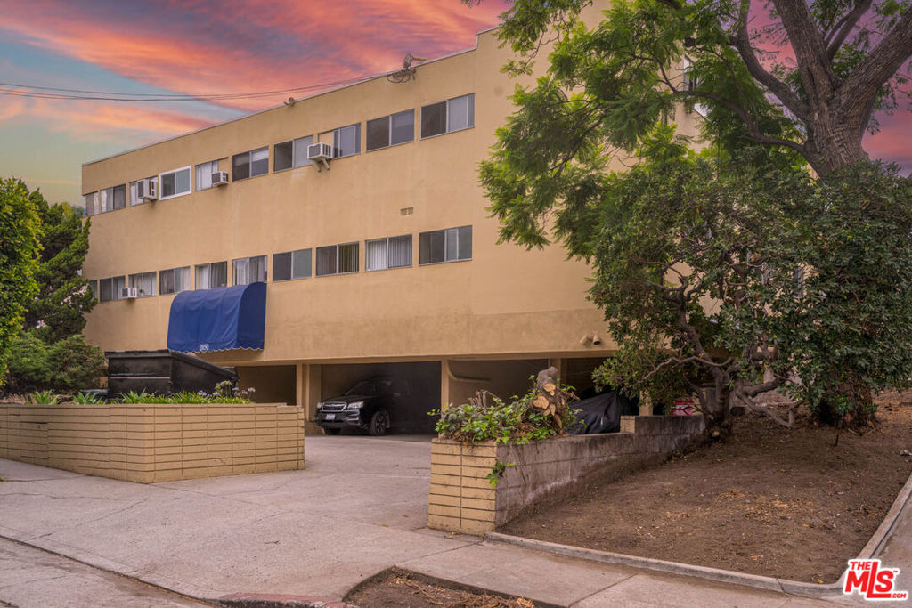 2050 Rodney Drive, Los Angeles, CA 90027 — photo 1