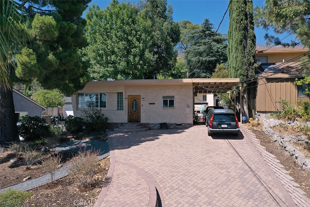 3953 Santa Carlotta, La Crescenta, CA 91214 — photo 1