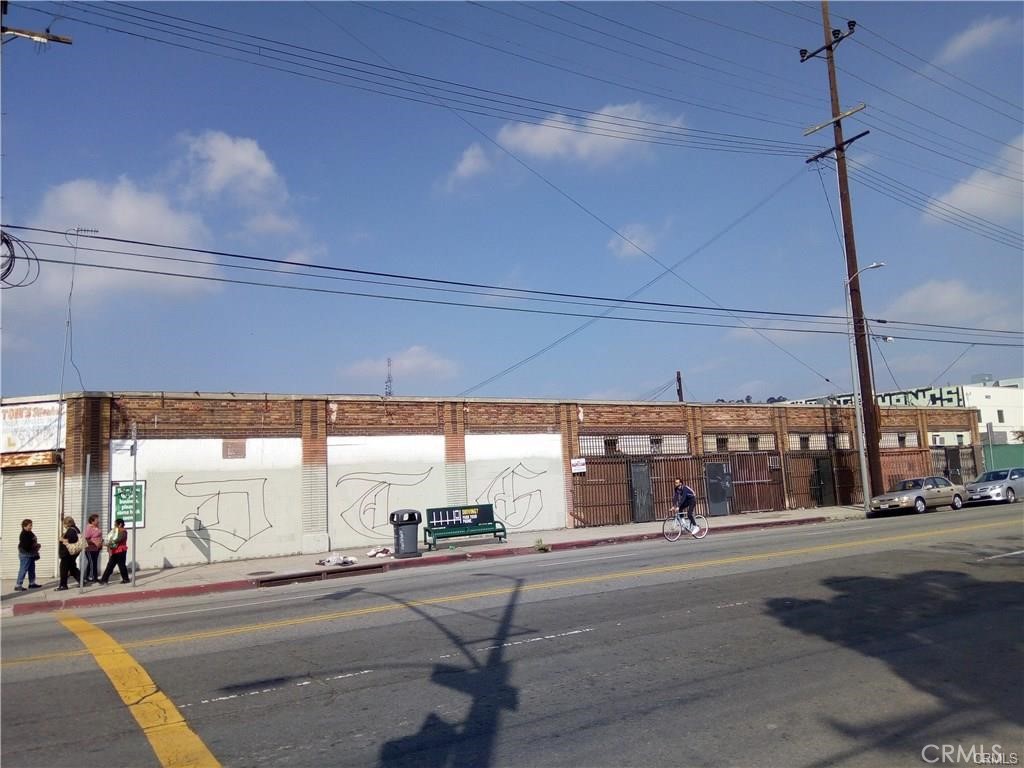 1401 N Main Street, Los Angeles, CA 90012 — photo 1