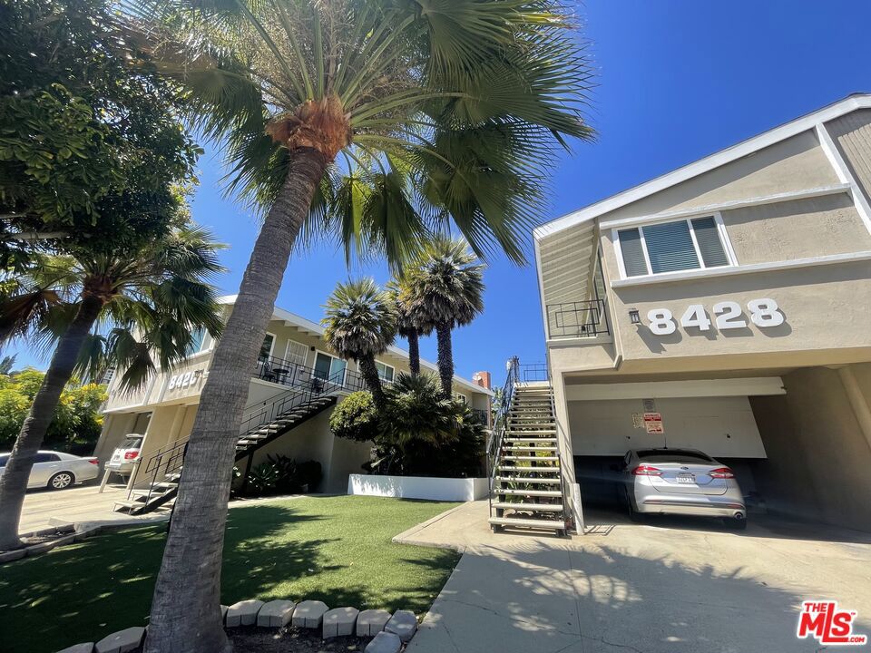 8420 Gulana Avenue, Playa Del Rey, CA 90293 — photo 1