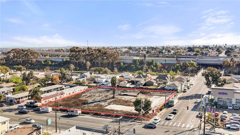 11400 S Hoover Street, Los Angeles, CA 90044 — photo 1
