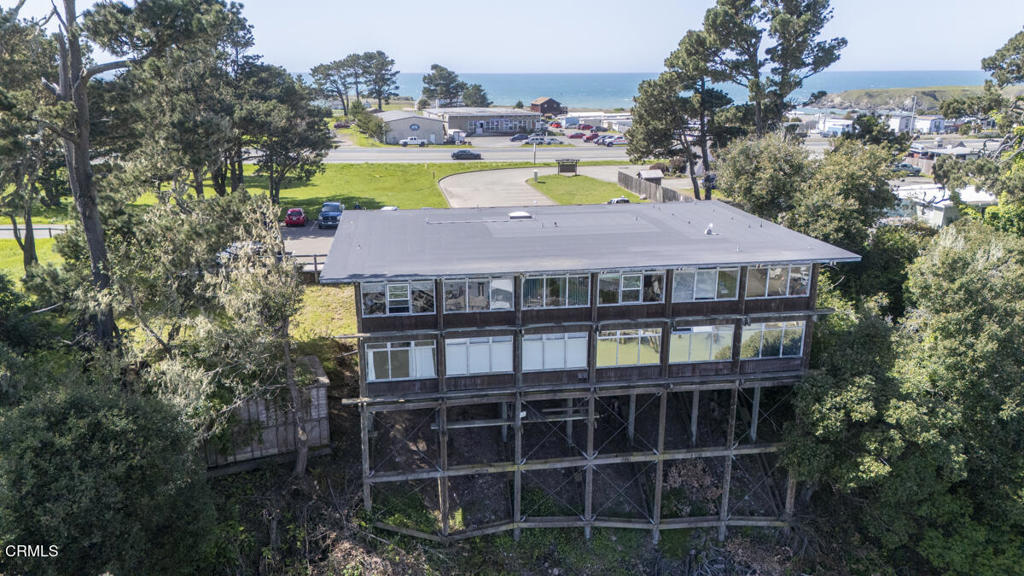 1102 S Main Street, Fort Bragg, CA 95437 — photo 1